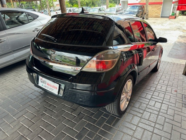 Vectra Hatch 2.0 4P FLEX GTX AUTOMÁTICO