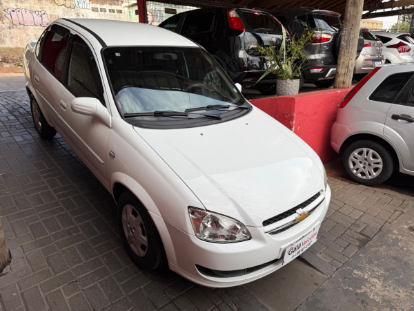 Classic Sedan 1.0 4P VHCE FLEX LS