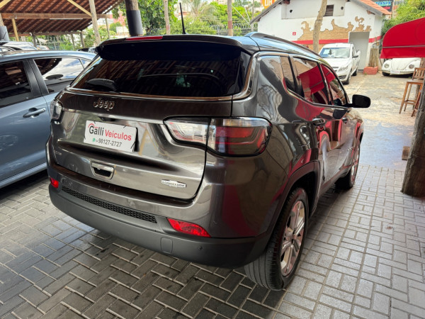 Compass 1.3 16V 4P FLEX LONGITUDE T270 TURBO AUTOMÁTICO