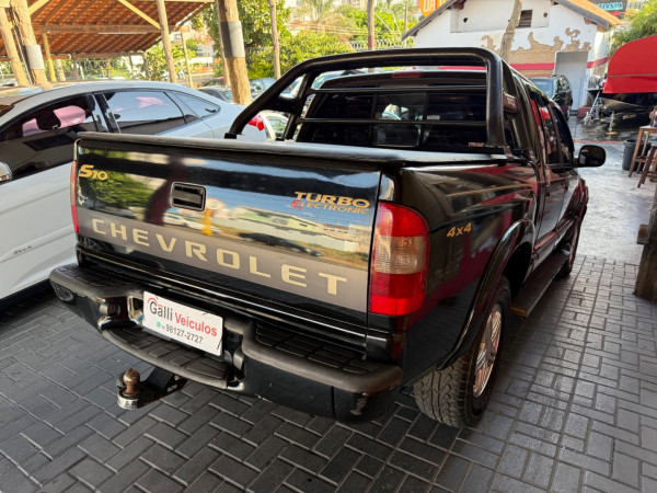 S10 2.8 12V EXECUTIVE CABINE DUPLA TURBO DIESEL