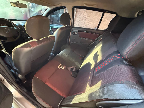 RENAULT Sandero 1.6 16V 4P FLEX SCE STEPWAY