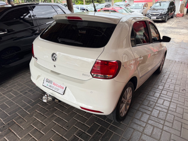 VOLKSWAGEN Gol 1.6 4P FLEX MSI CONFORTLINE