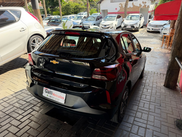 CHEVROLET Onix Hatch 1.0 4P FLEX LT