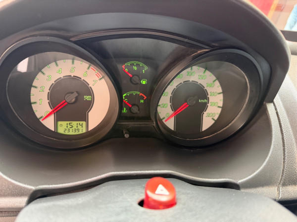 FORD Fiesta Sedan 1.6 4P FLEX