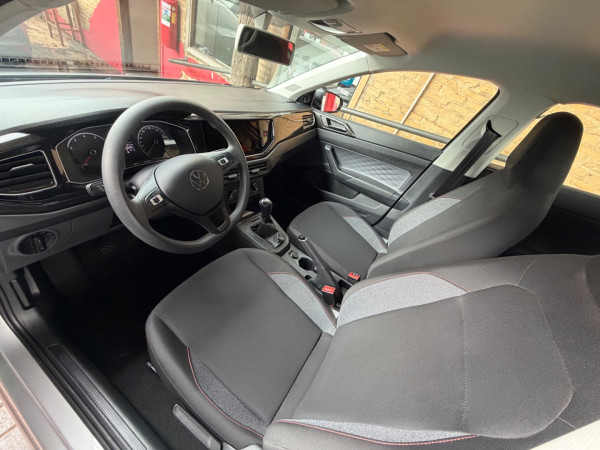 VOLKSWAGEN Polo Hatch 1.0 4P MPI TRACK