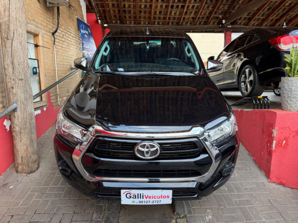TOYOTA Hilux Caminhonete 2.8 16V SRV 4X4 DIESEL CABINE DUPLA AUTOMÁTICO