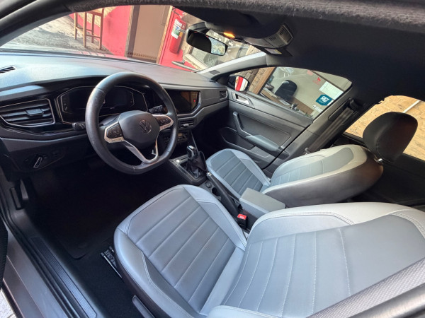 VOLKSWAGEN Nivus 1.0 4P FLEX 200 TSI HIGHLINE AUTOMÁTICO