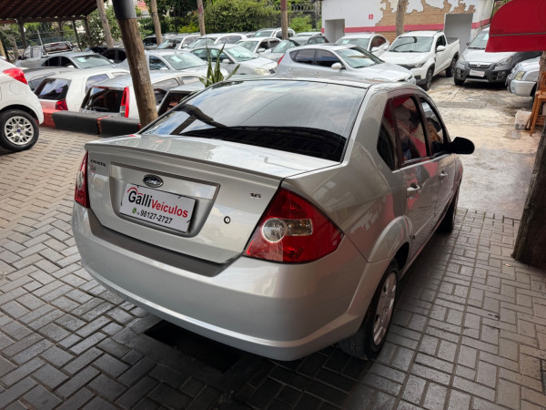 FORD Fiesta Sedan 1.6 4P FLEX