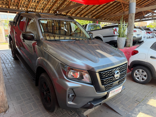 NISSAN Frontier 2.3 ATTACK CABINE DUPLA 4X4 BI-TURBO DIESEL AUTOMÁTICO