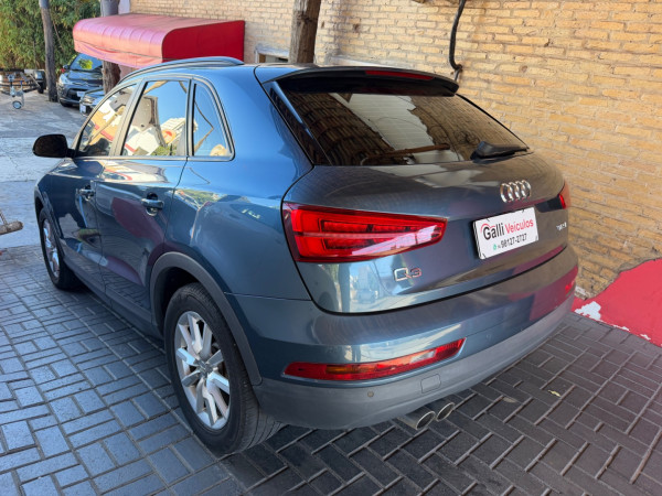 AUDI Q3 1.4 4P TFSI ATTRACTION S-TRONIC AUTOMÁTICO