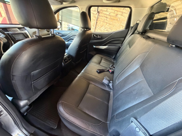 NISSAN Frontier 2.3 16V SE 4X4 CABINE DUPLA BI-TURBO DIESEL AUTOMÁTICO