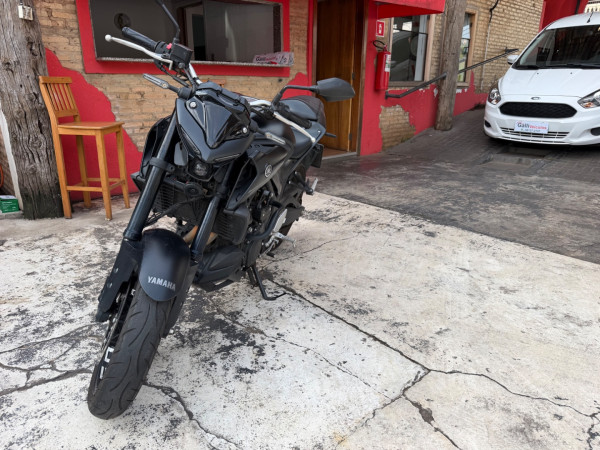 YAMAHA MT-03 300 ABS