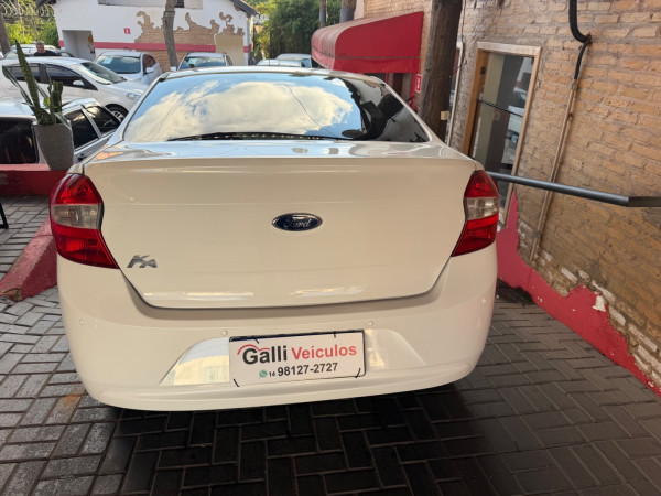 FORD Ka + Sedan 1.5 12V 4P TI-VCT SE FLEX