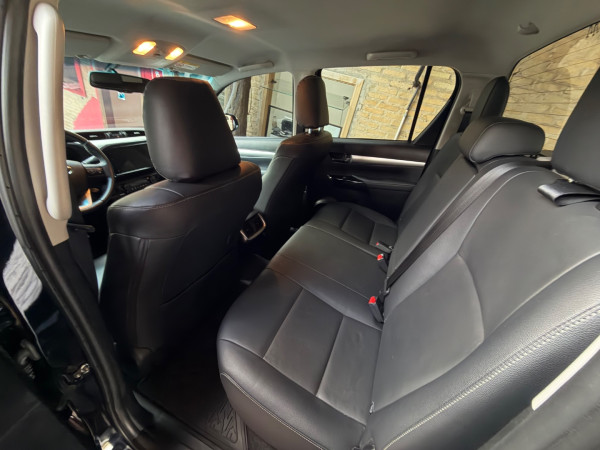TOYOTA Hilux Caminhonete 2.8 16V SRV 4X4 DIESEL CABINE DUPLA AUTOMÁTICO