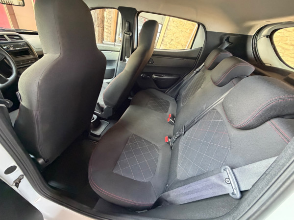 RENAULT Kwid 1.0 12V 4P SCE FLEX ZEN 2
