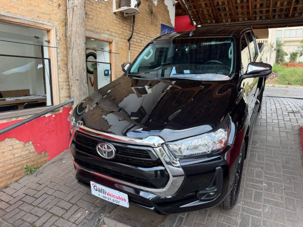 Hilux Caminhonete 2.8 16V SRV 4X4 DIESEL CABINE DUPLA AUTOMÁTICO