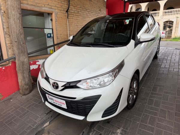 Yaris Hatch 1.5 16V 4P FLEX XL PLUS CONNECT MULTIDRIVE AUTOMÁTICO CVT