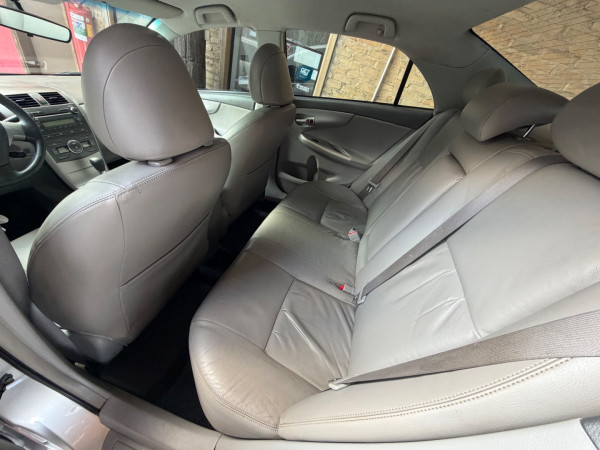TOYOTA Corolla 1.8 16V 4P XEI AUTOMÁTICO