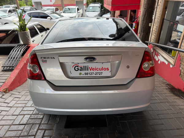 FORD Fiesta Sedan 1.6 4P FLEX