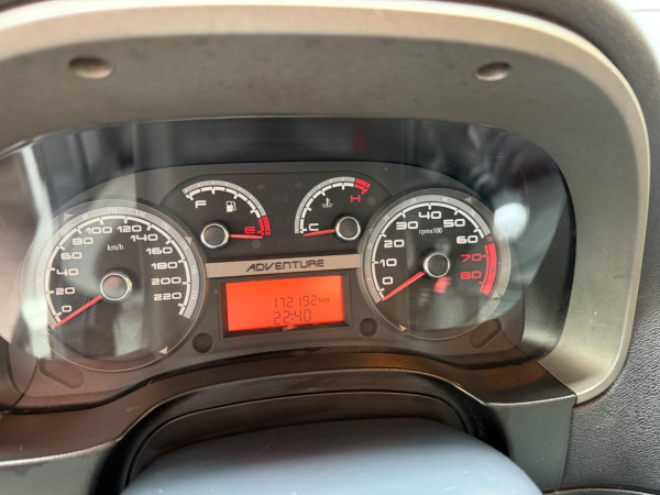 FIAT Idea 1.8 16V 4P ADVENTURE FLEX LOCKER