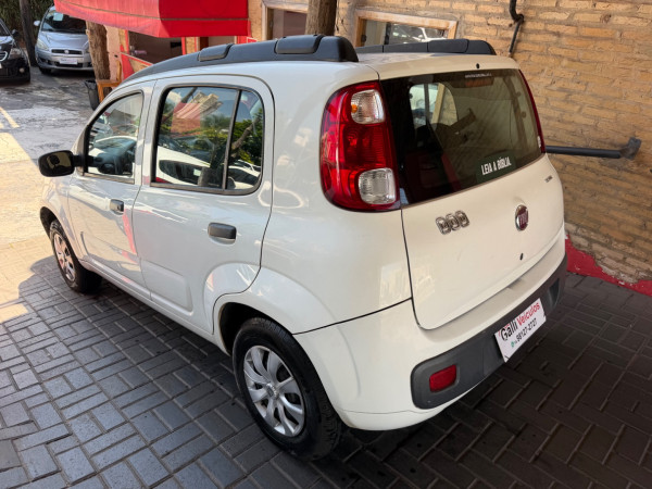 FIAT Uno 1.0 4P FLEX FIRE VIVACE