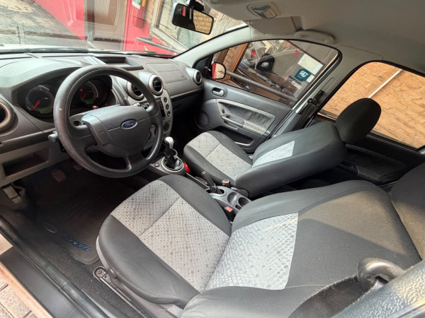 FORD Fiesta Hatch 1.6 4P SE FLEX
