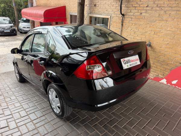 FORD Fiesta Sedan 1.6 4P FLEX