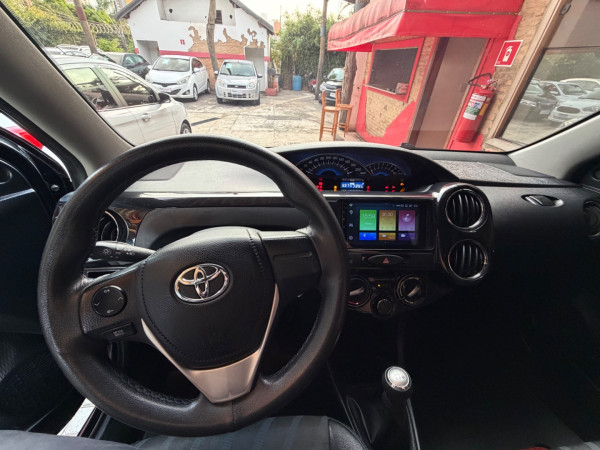 TOYOTA Etios Hatch 1.5 16V 4P FLEX XS