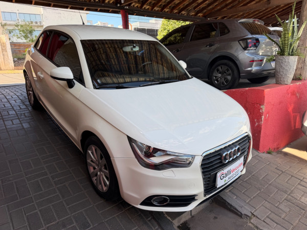 AUDI A1 1.4 16V 4P TFSI ATRACTION S-TRONIC AUTOMÁTICO