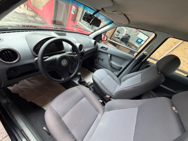 VOLKSWAGEN Gol 1.0 4P G4 FLEX