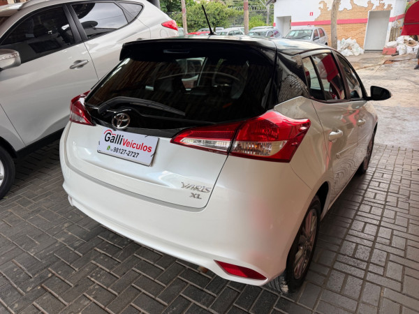 TOYOTA Yaris Hatch 1.5 16V 4P FLEX XL PLUS CONNECT MULTIDRIVE AUTOMÁTICO CVT
