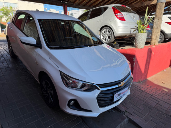 CHEVROLET Onix Hatch 1.0 4P FLEX LT