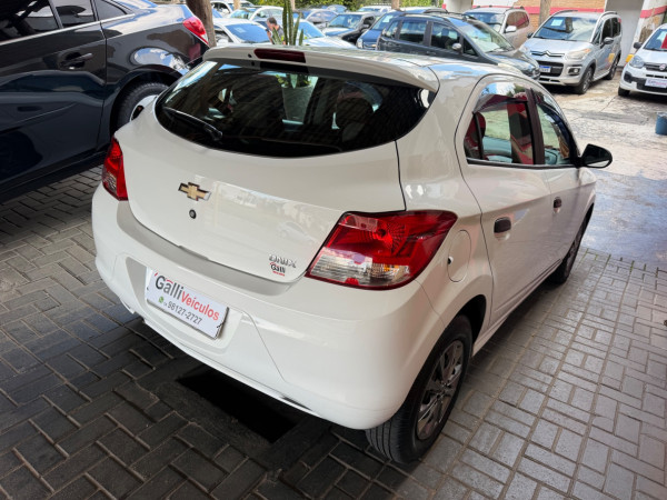 CHEVROLET Onix Hatch 1.0 4P FLEX LS