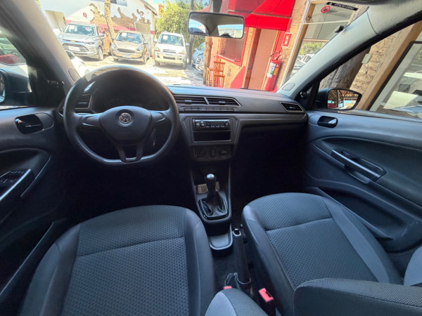 VOLKSWAGEN Voyage 1.0 4P FLEX