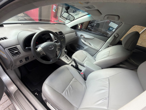 TOYOTA Corolla 1.8 16V 4P XEI AUTOMÁTICO