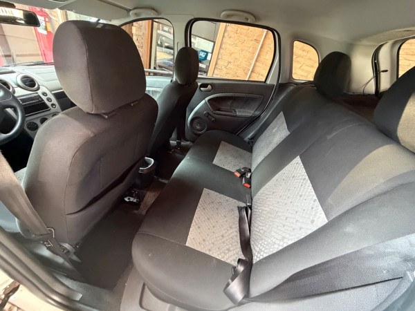 FORD Fiesta Hatch 1.6 4P SE FLEX