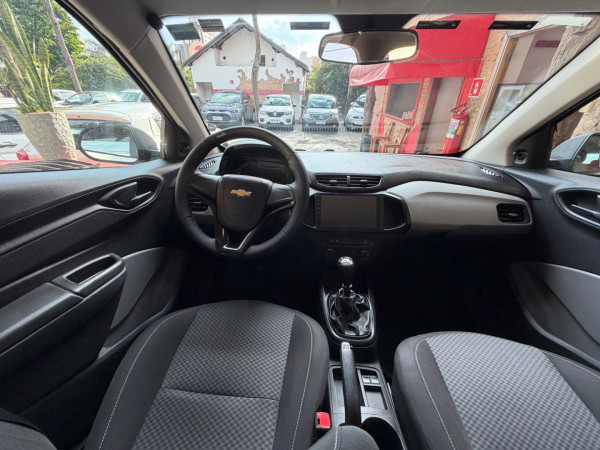 CHEVROLET Onix Hatch 1.0 4P FLEX JOY
