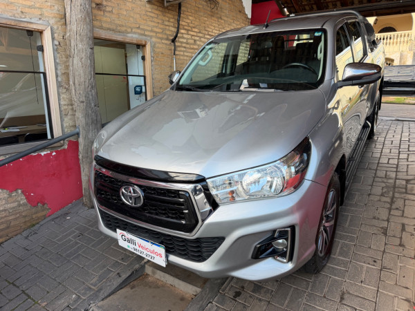 Hilux Caminhonete 2.8 16V SRV 4X4 DIESEL CABINE DUPLA AUTOMÁTICO
