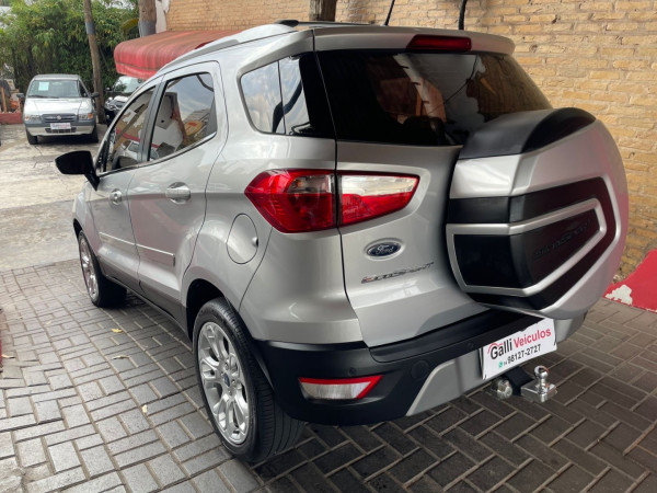 FORD Ecosport 2.0 16V 4P FLEX TITANIUM AUTOMÁTICO