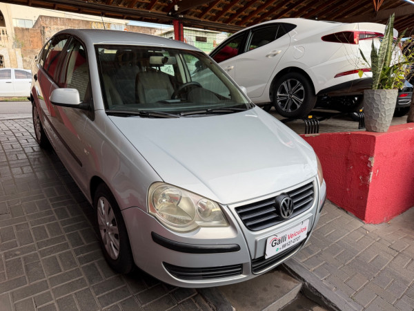 VOLKSWAGEN Polo Sedan 1.6 4P