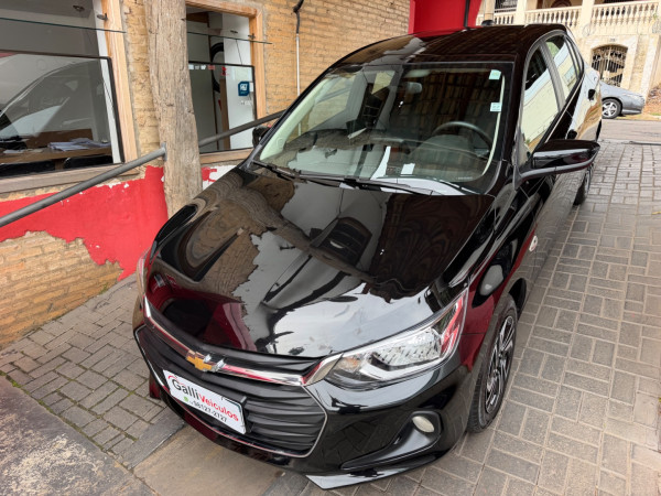 Onix Hatch 1.0 12V 4P FLEX LT