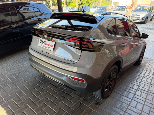 VOLKSWAGEN Nivus 1.0 4P FLEX 200 TSI HIGHLINE AUTOMÁTICO
