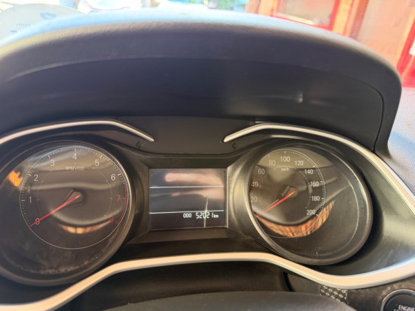 CHEVROLET Onix Hatch 1.0 4P FLEX LT