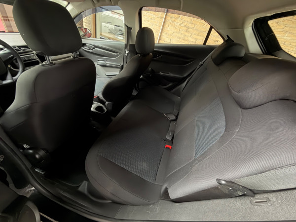 CHEVROLET Onix Hatch 1.0 4P FLEX JOY