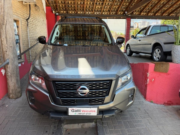 NISSAN Frontier 2.3 ATTACK CABINE DUPLA 4X4 BI-TURBO DIESEL AUTOMÁTICO