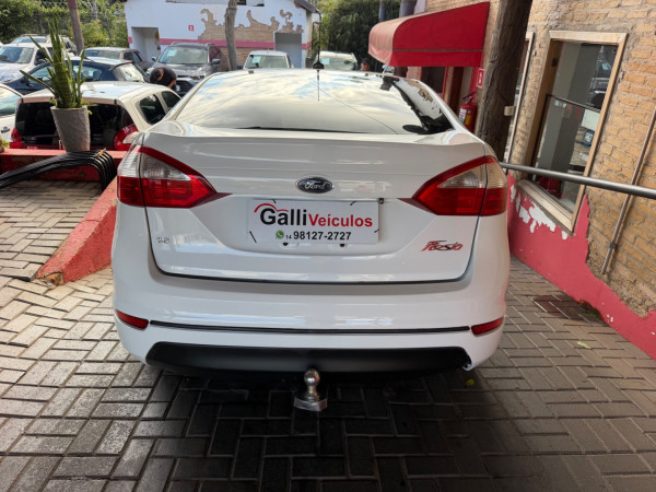 FORD Fiesta Sedan 1.6 4P FLEX SE POWERSHIFT AUTOMÁTICO