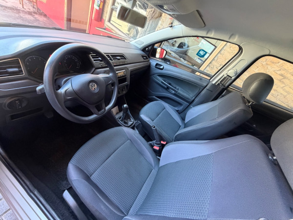 VOLKSWAGEN Voyage 1.0 4P FLEX