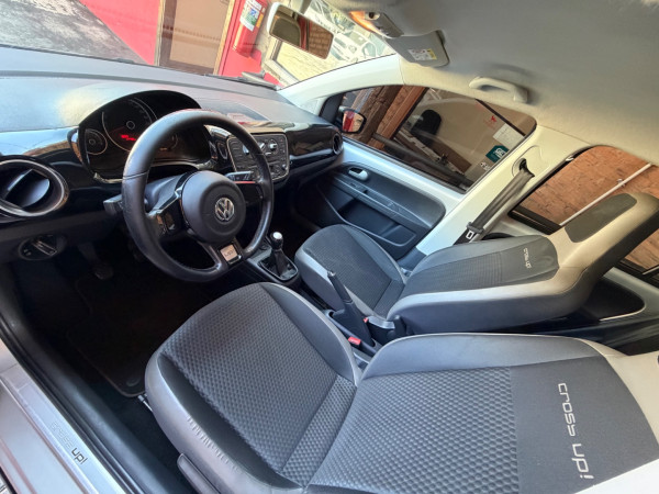 VOLKSWAGEN Cross UP 1.0 12V 4P TSI FLEX