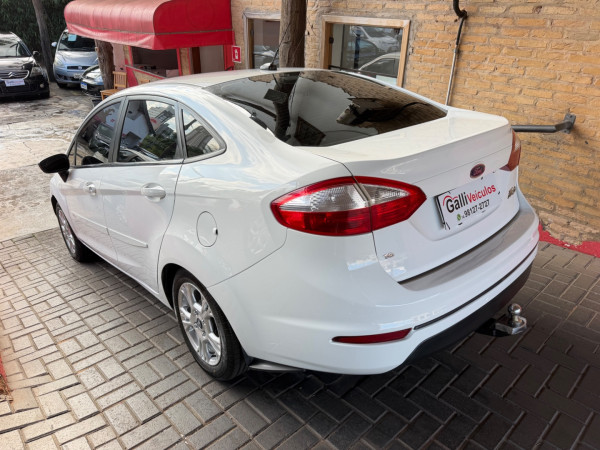 FORD Fiesta Sedan 1.6 4P FLEX SE POWERSHIFT AUTOMÁTICO