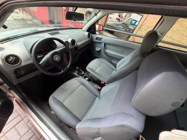 VOLKSWAGEN Gol 1.0 G4 FLEX
